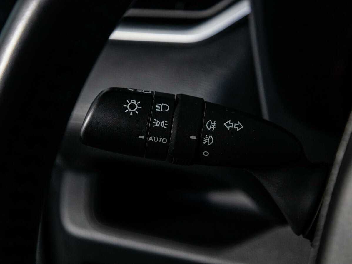 Купить Toyota RAV4, 2020, 63 125 км, фото №19