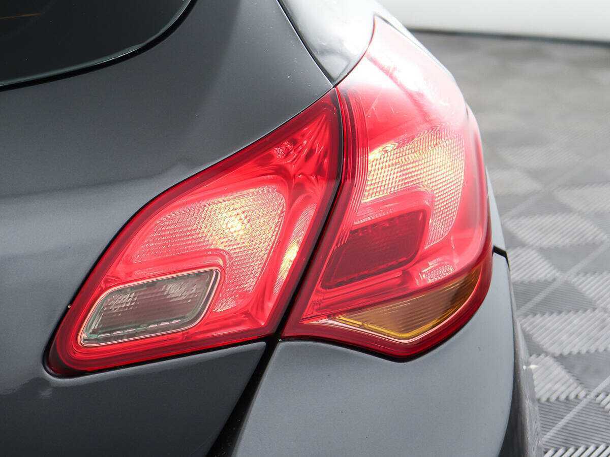 Купить Opel Astra, 2011, 237 342 км, фото №19