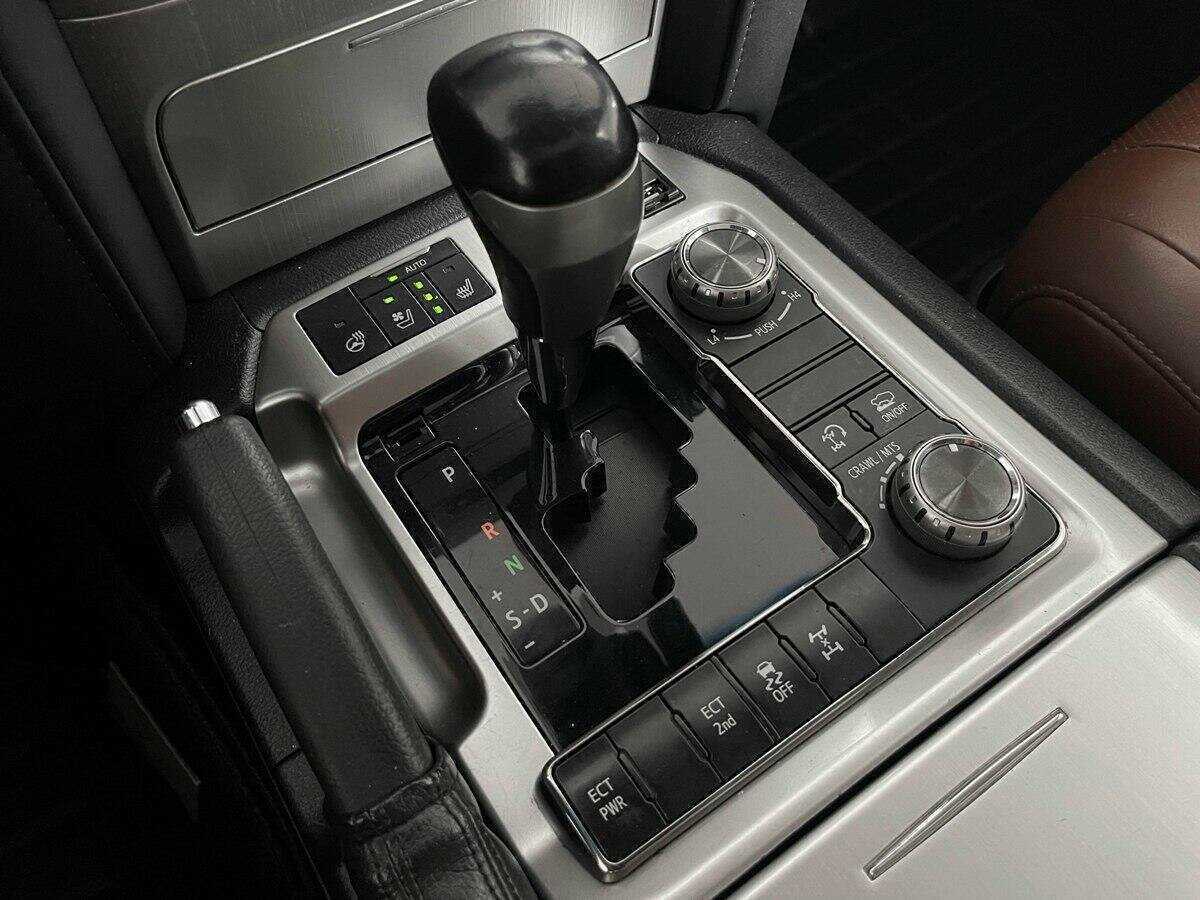 Купить Toyota Land Cruiser, 2016, 84 129 км, фото №15
