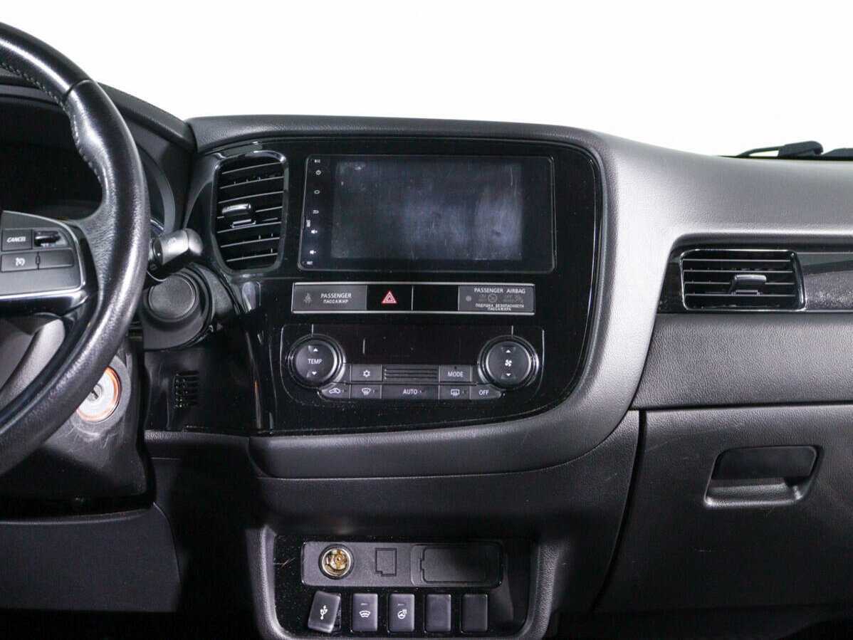 Купить Mitsubishi Outlander, 2019, 116 000 км, фото №11