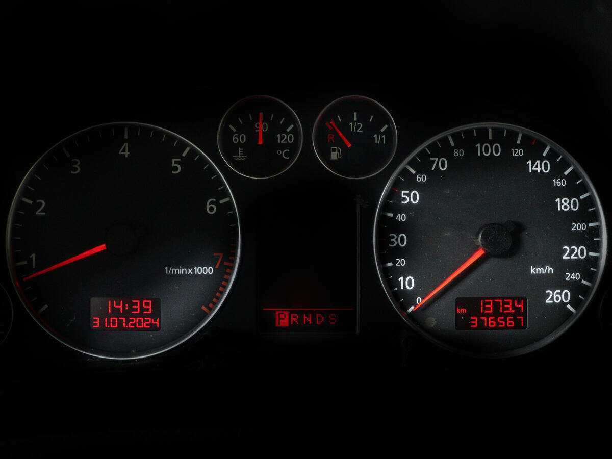 Купить Audi A6, 2002, 376 566 км, фото №11