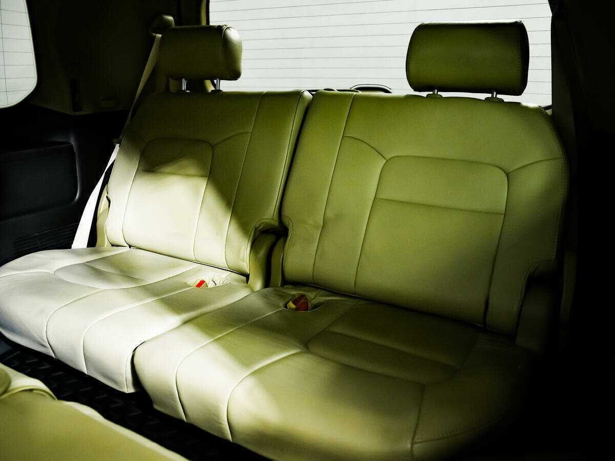 Купить Toyota Land Cruiser, 2011, 280 490 км, фото №11