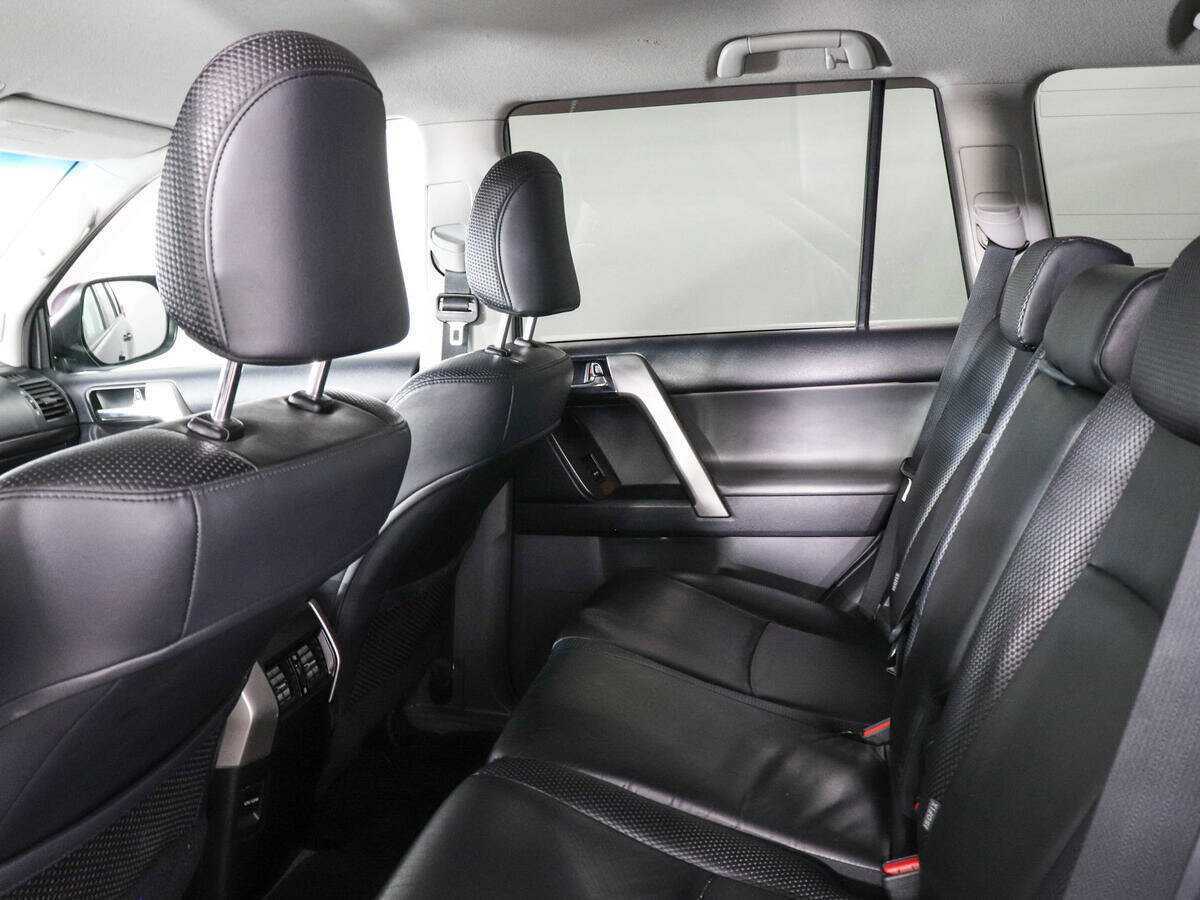 Купить Toyota Land Cruiser Prado, 2011, 291 998 км, фото №8