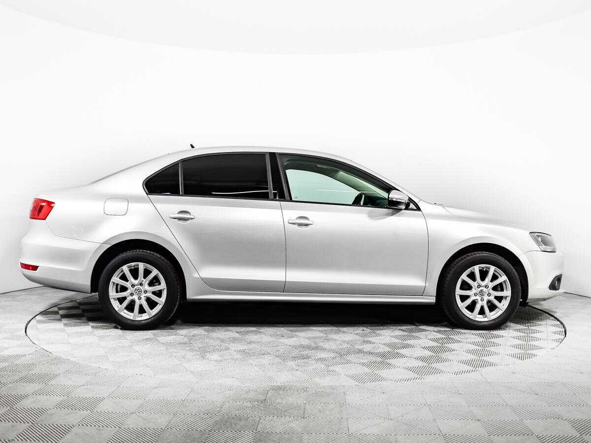 Купить Volkswagen Jetta, 2014, 104 444 км, фото №4