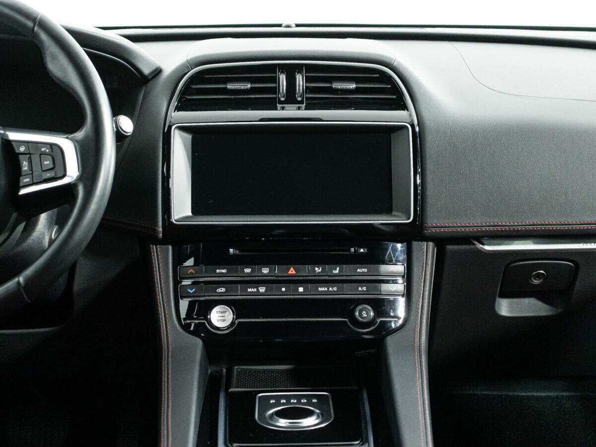 Купить Jaguar F-Pace, 2017, 83 223 км, фото №14