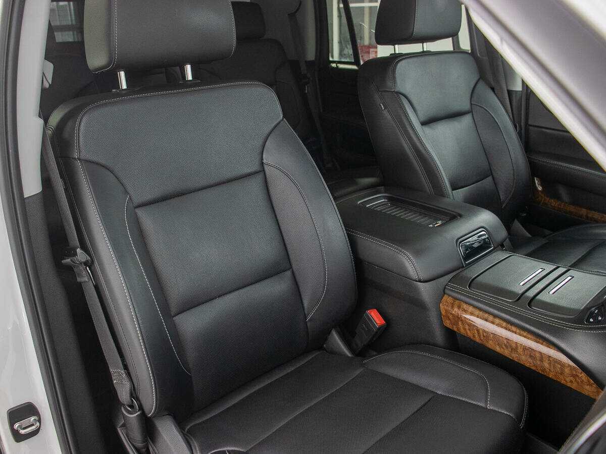 Купить Chevrolet Tahoe, 2017, 193 767 км, фото №8