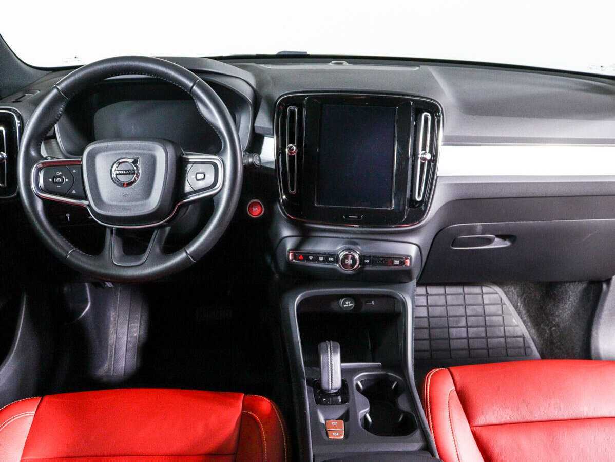 Купить Volvo XC40, 2021, 97 220 км, фото №10