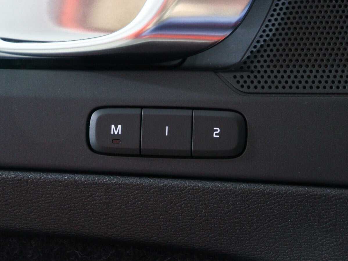 Купить Volvo XC40, 2021, 97 220 км, фото №14