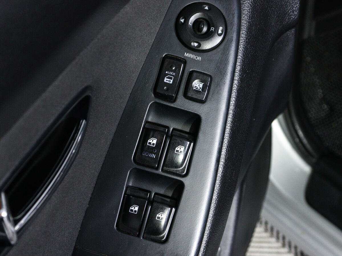 Купить Hyundai Elantra, 2010, 229 768 км, фото №13