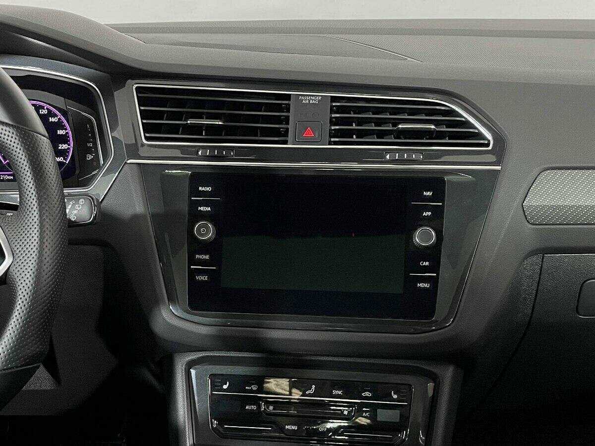 Купить Volkswagen Tiguan, 2021, 31 000 км, фото №12