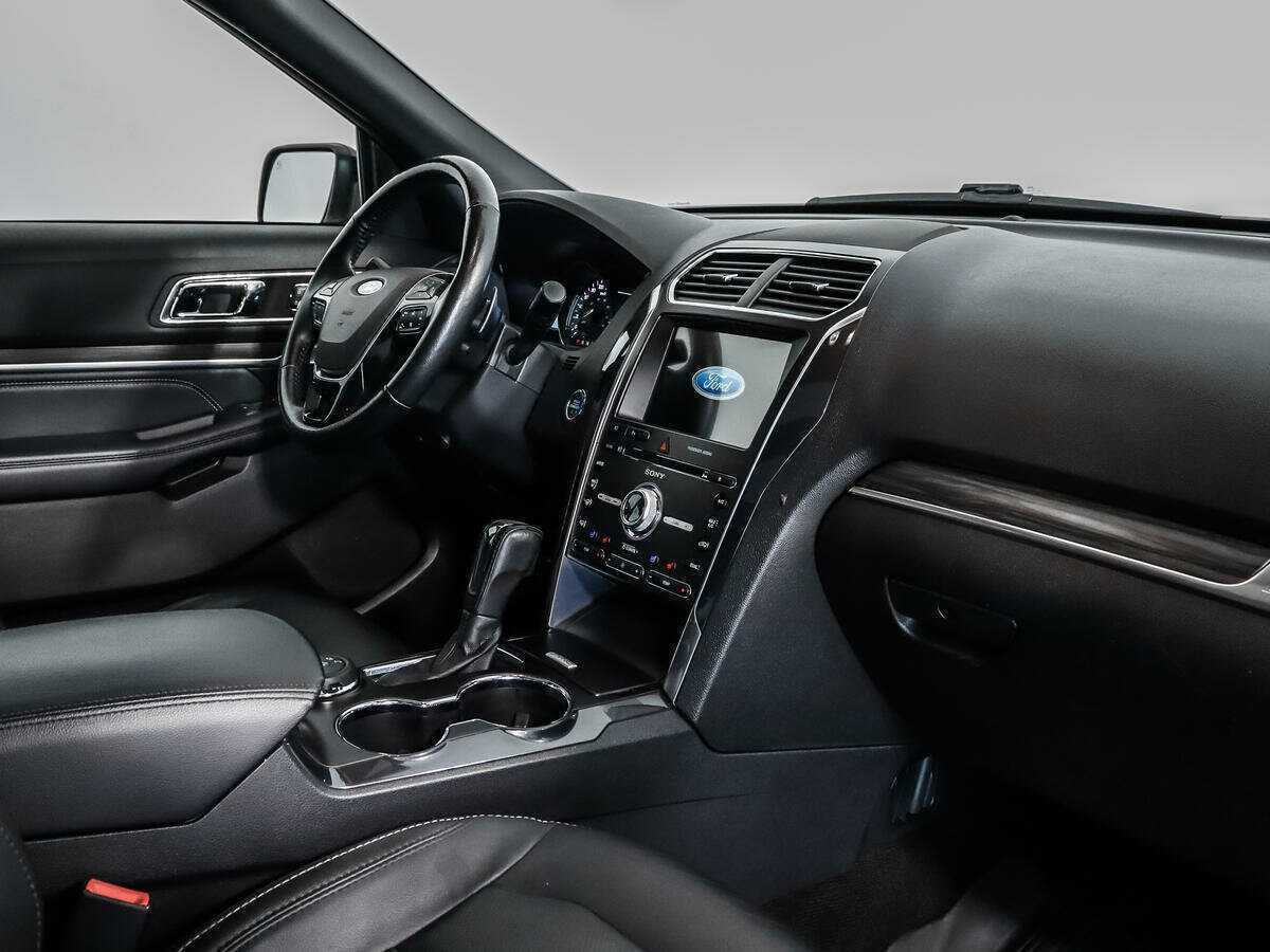 Купить Ford Explorer, 2017, 140 756 км, фото №12