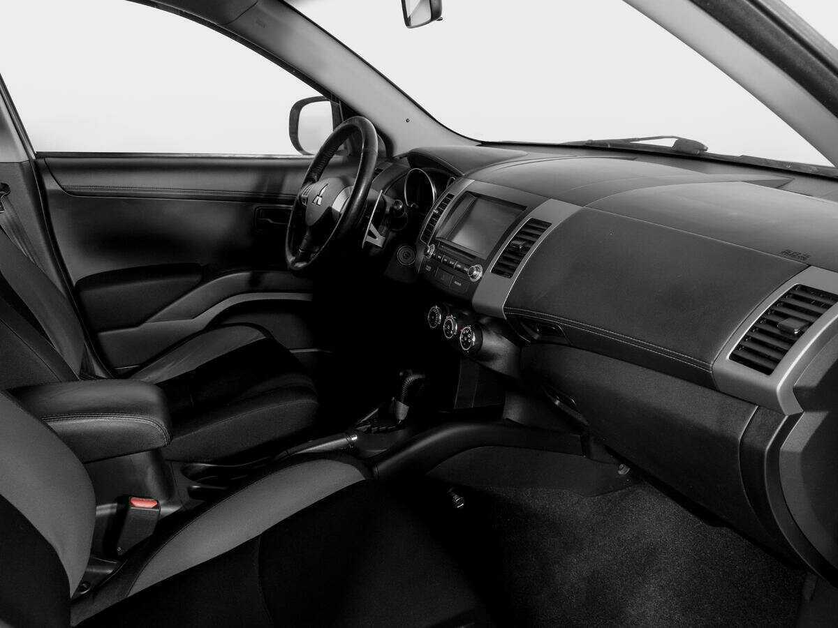 Купить Mitsubishi Outlander, 2011, 230 861 км, фото №9