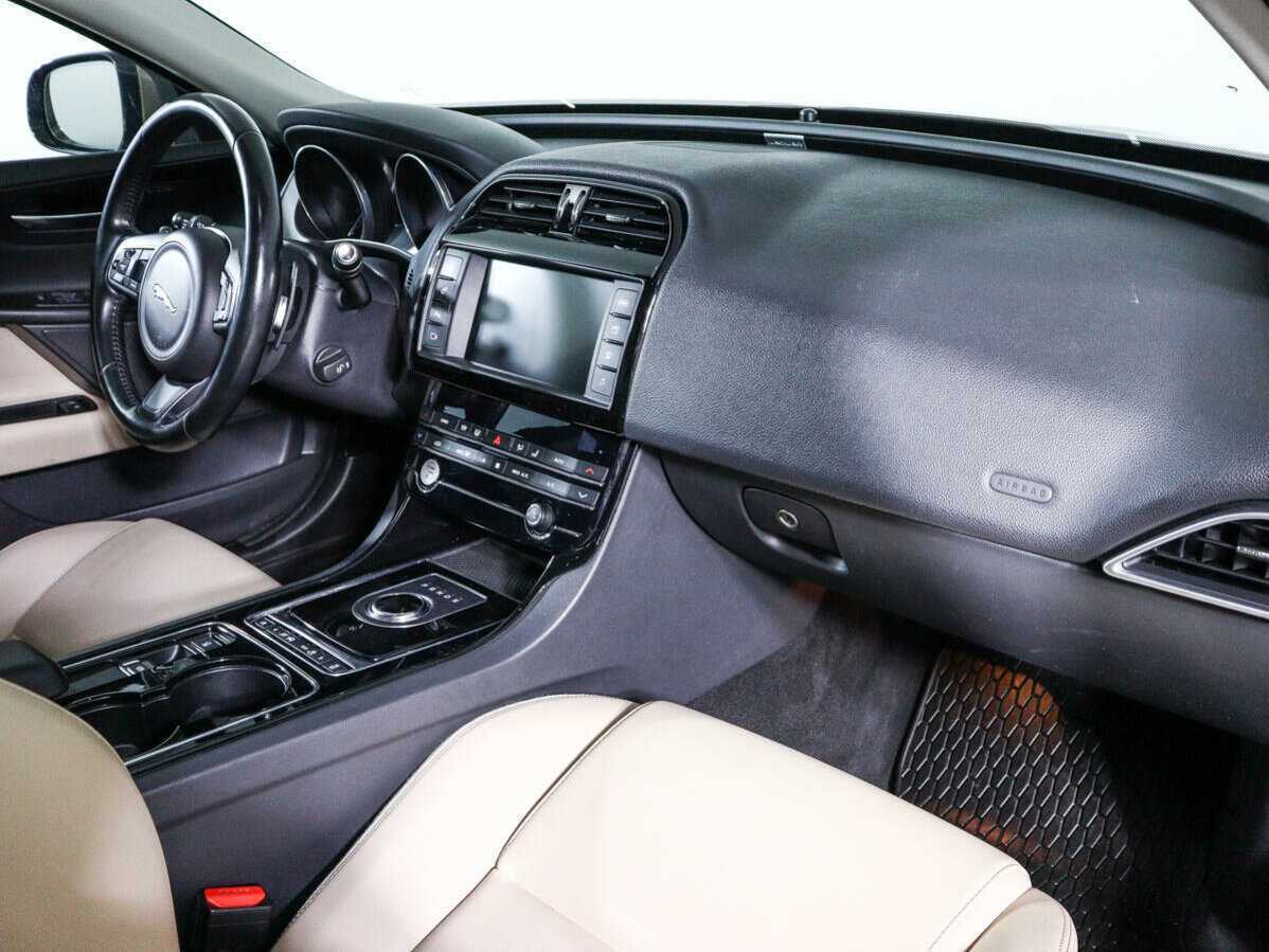 Купить Jaguar XE, 2017, 133 521 км, фото №9