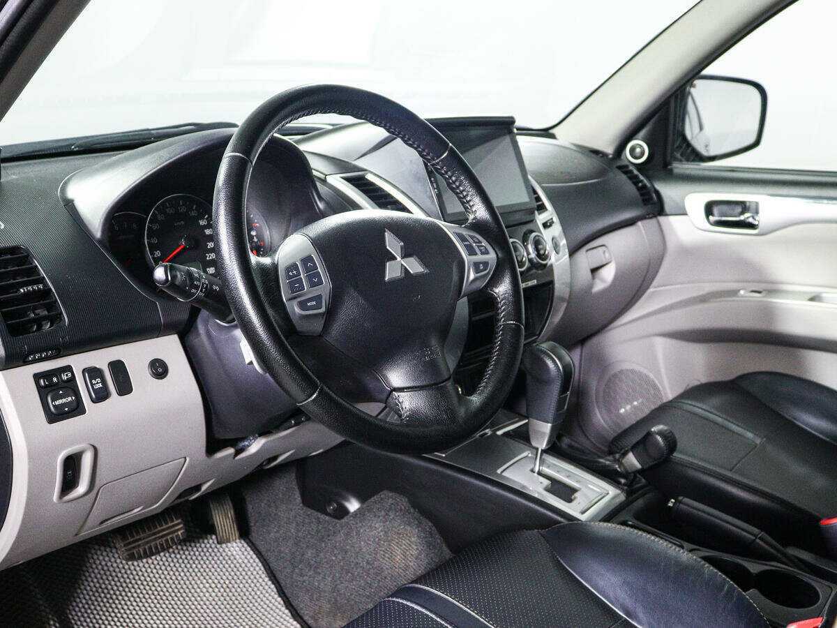 Купить Mitsubishi Pajero Sport, 2012, 53 231 км, фото №11