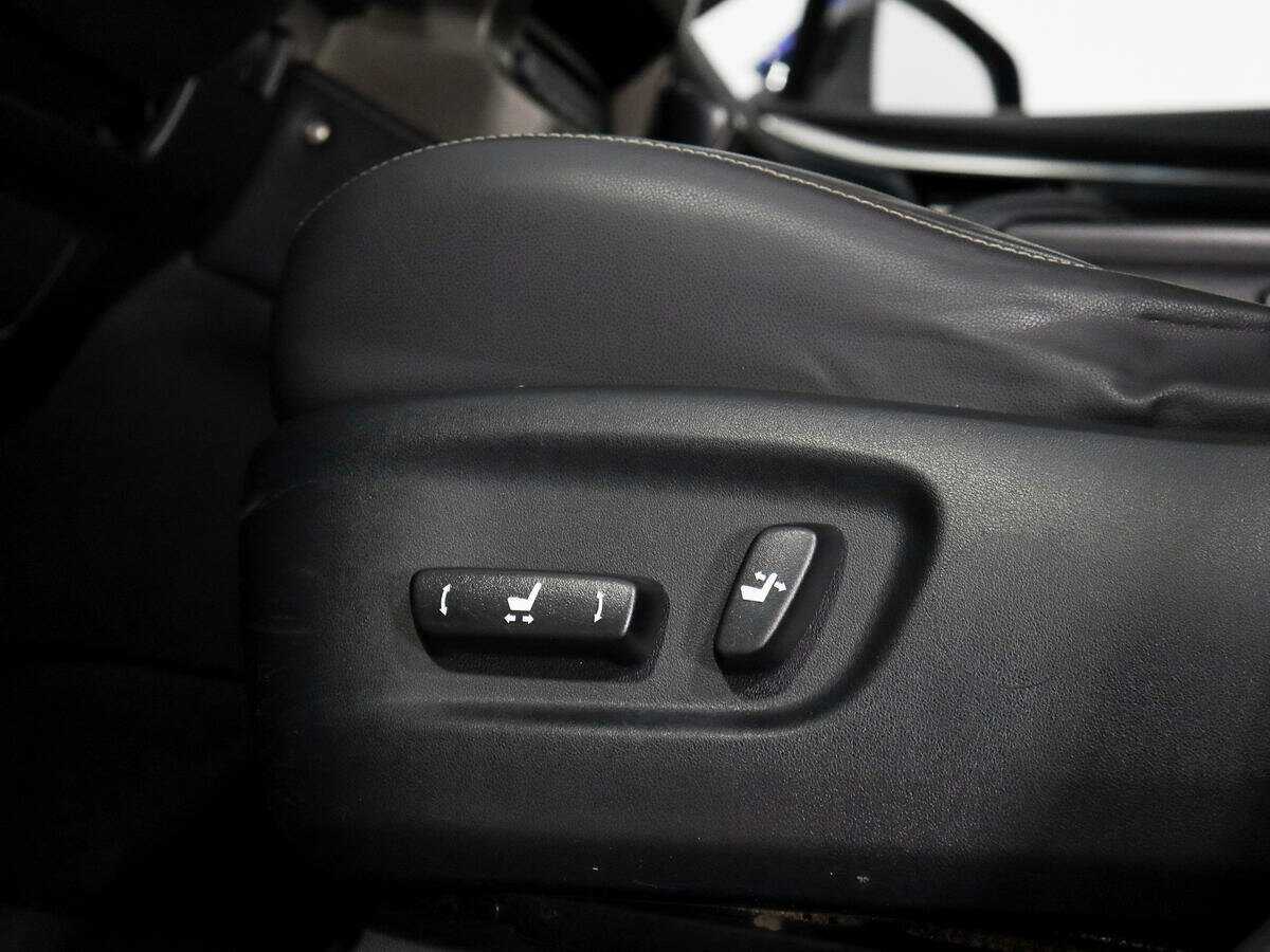 Купить Lexus NX 200, 2016, 67 736 км, фото №10