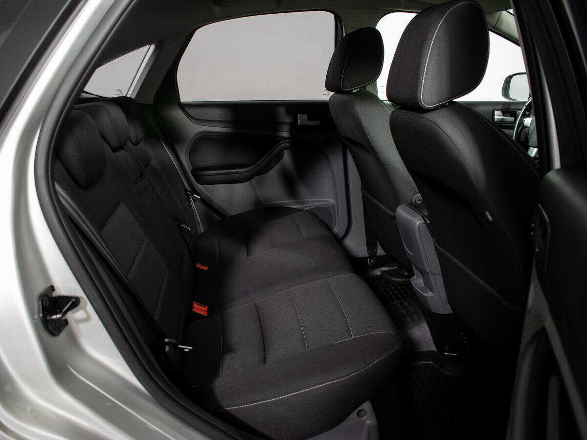 Купить Ford Focus, 2010, 170 403 км, фото №8