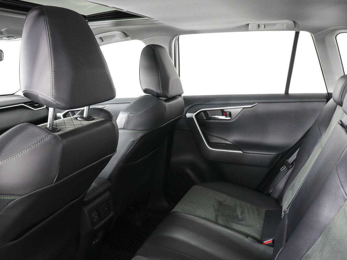 Купить Toyota RAV4, 2023, 2 765 км, фото №12