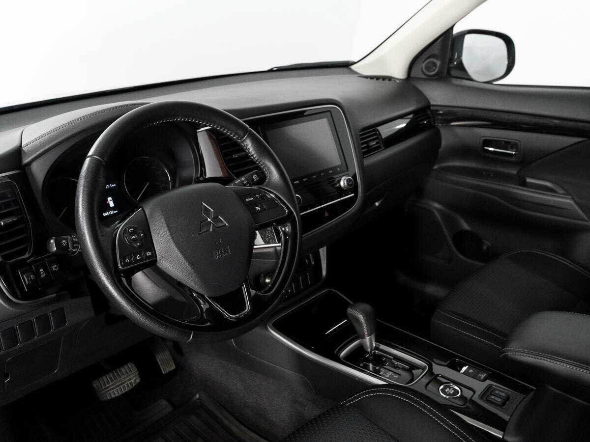 Купить Mitsubishi Outlander, 2020, 45 118 км, фото №9