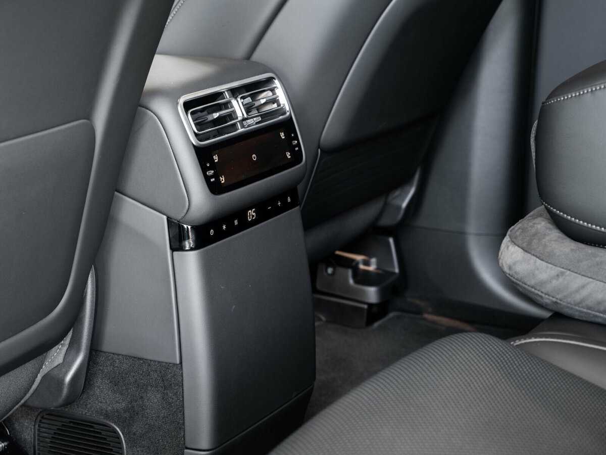 Купить LiXiang L7 52.3 kWh, 2024, 7 км, фото №14