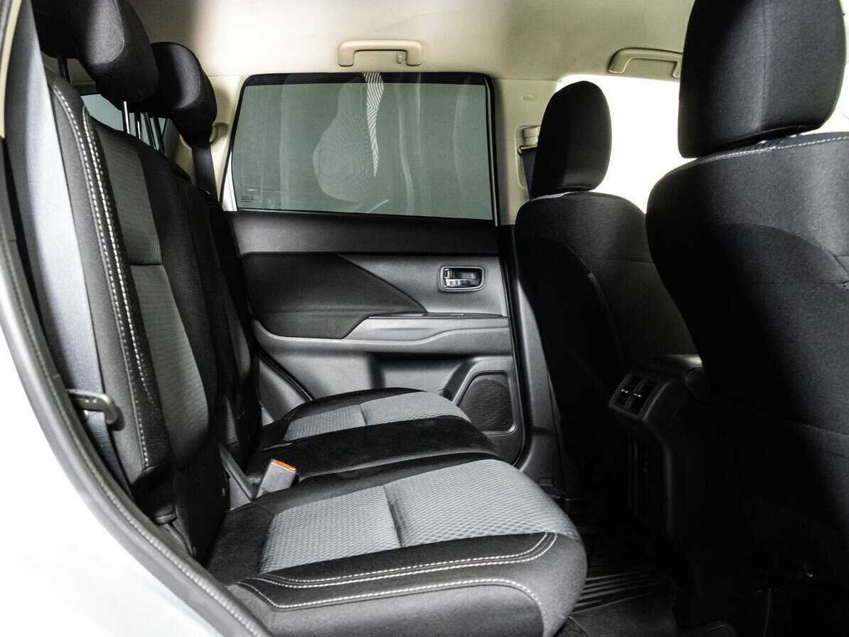 Купить Mitsubishi Outlander, 2019, 75 292 км, фото №16