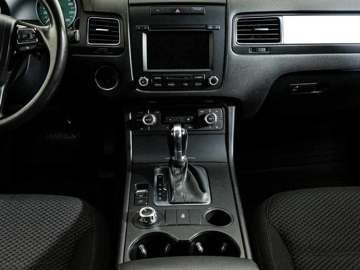 Купить Volkswagen Touareg, 2011, 215 220 км, фото №14