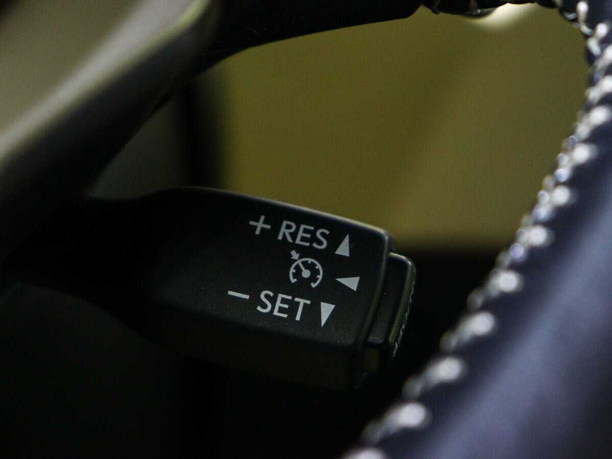 Купить Lexus NX 200, 2017, 73 890 км, фото №17