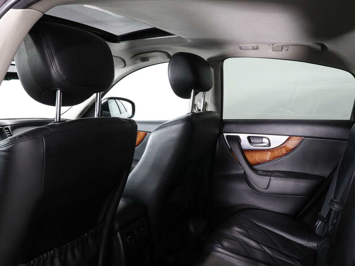 Купить Infiniti FX37, 2010, 200 417 км, фото №12