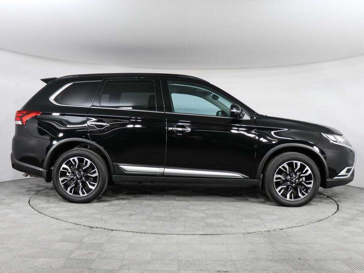 Купить Mitsubishi Outlander, 2022, 56 017 км, фото №4