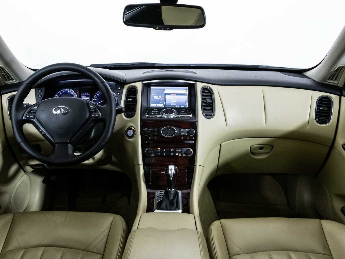 Купить Infiniti QX50, 2017, 128 510 км, фото №8