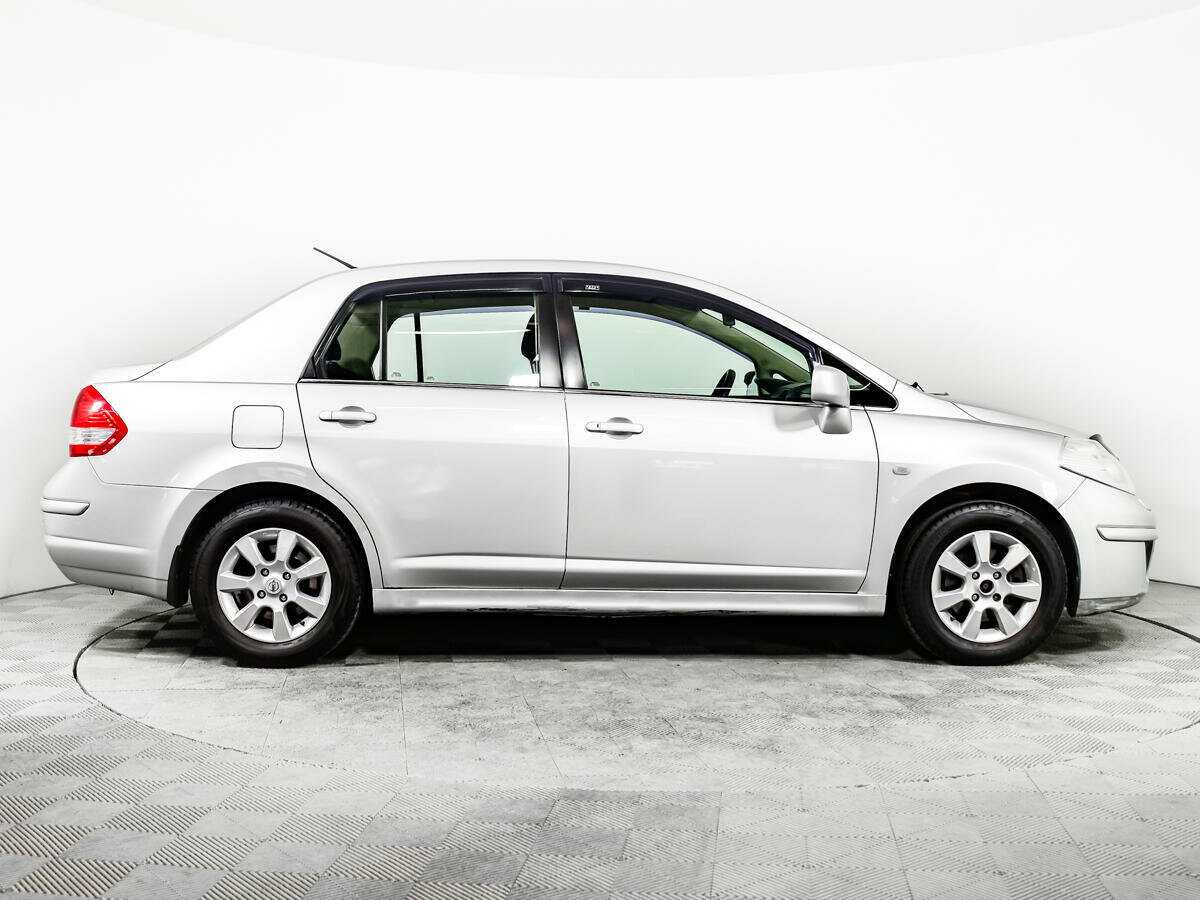 Купить Nissan Tiida, 2011, 215 783 км, фото №4