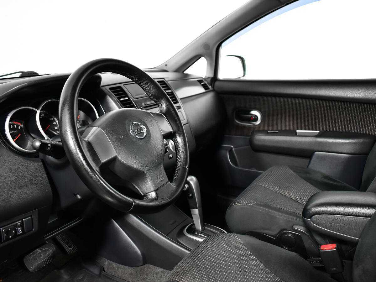 Купить Nissan Tiida, 2011, 215 783 км, фото №13