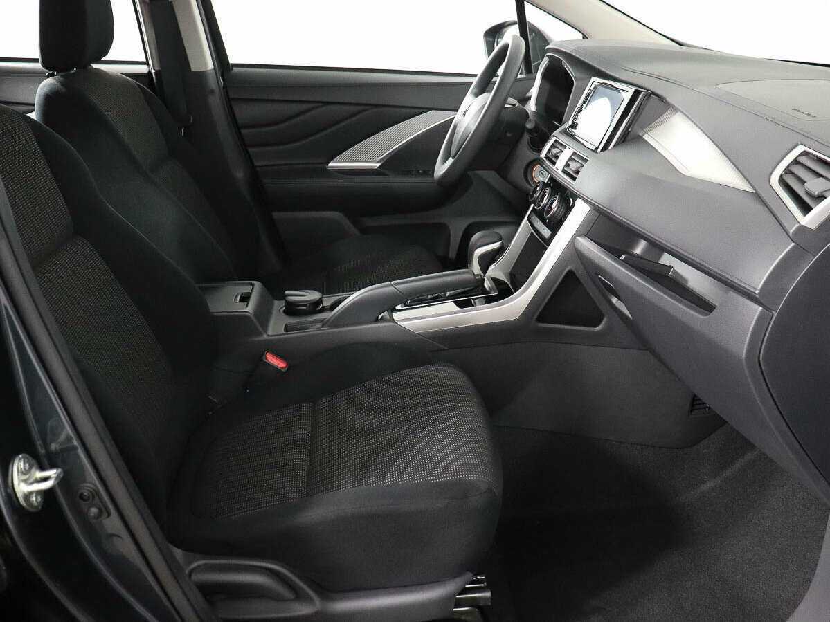 Купить Mitsubishi Xpander, 2023, 61 км, фото №17