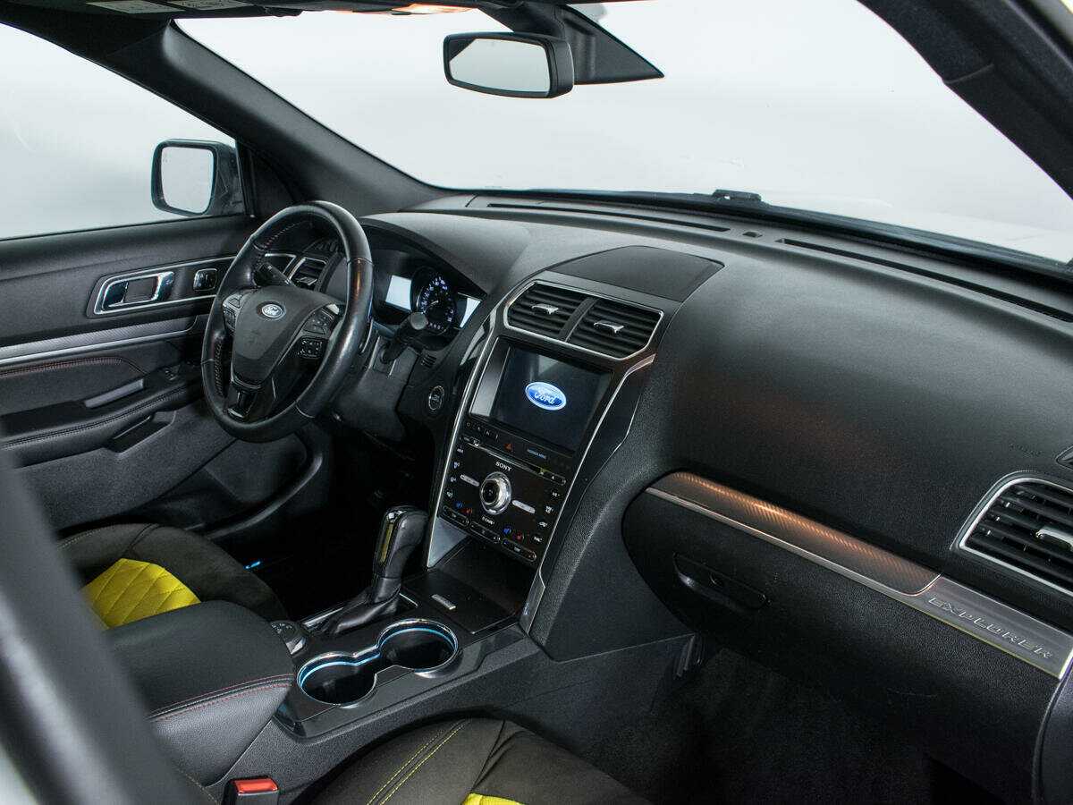 Купить Ford Explorer, 2016, 151 527 км, фото №6