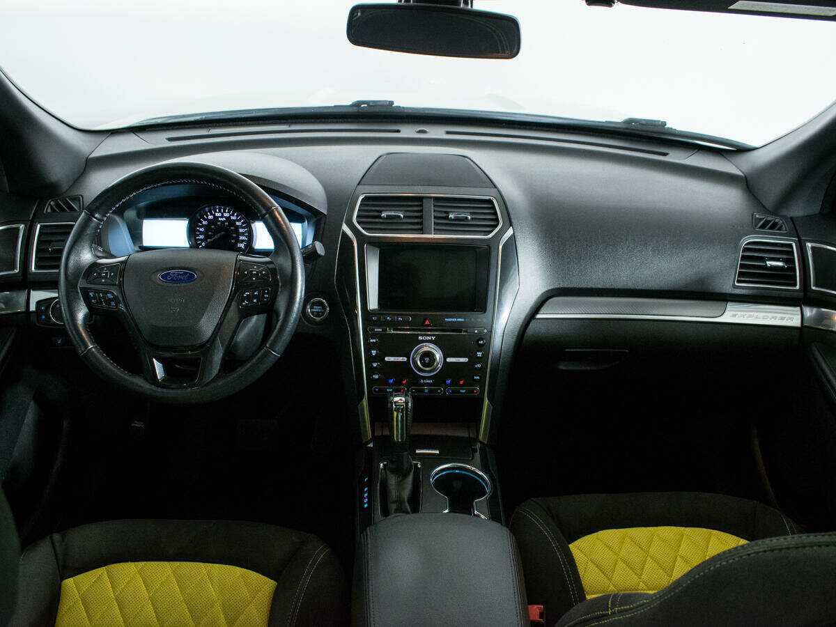 Купить Ford Explorer, 2016, 151 527 км, фото №9
