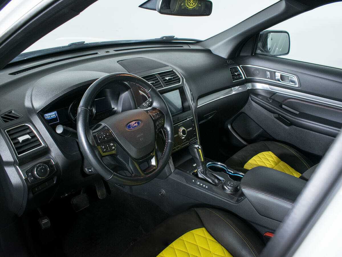 Купить Ford Explorer, 2016, 151 527 км, фото №10