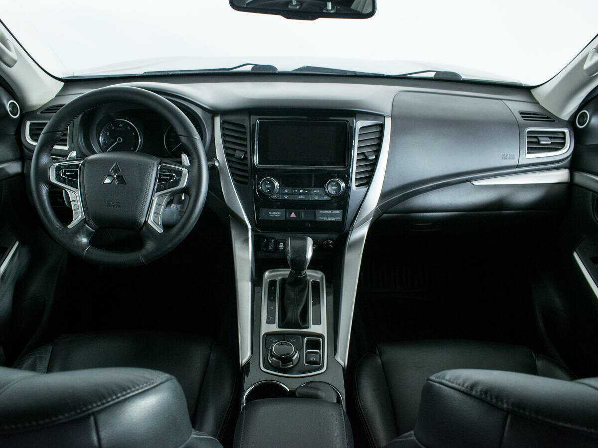 Купить Mitsubishi Pajero Sport, 2016, 113 204 км, фото №12