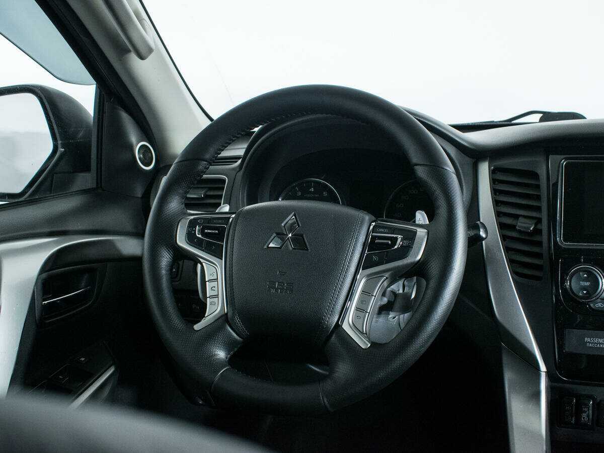 Купить Mitsubishi Pajero Sport, 2016, 113 204 км, фото №15