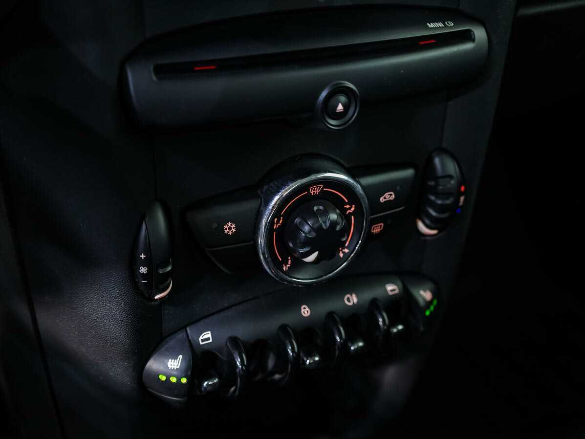 Купить Mini Hatch One, 2011, 136 045 км, фото №13