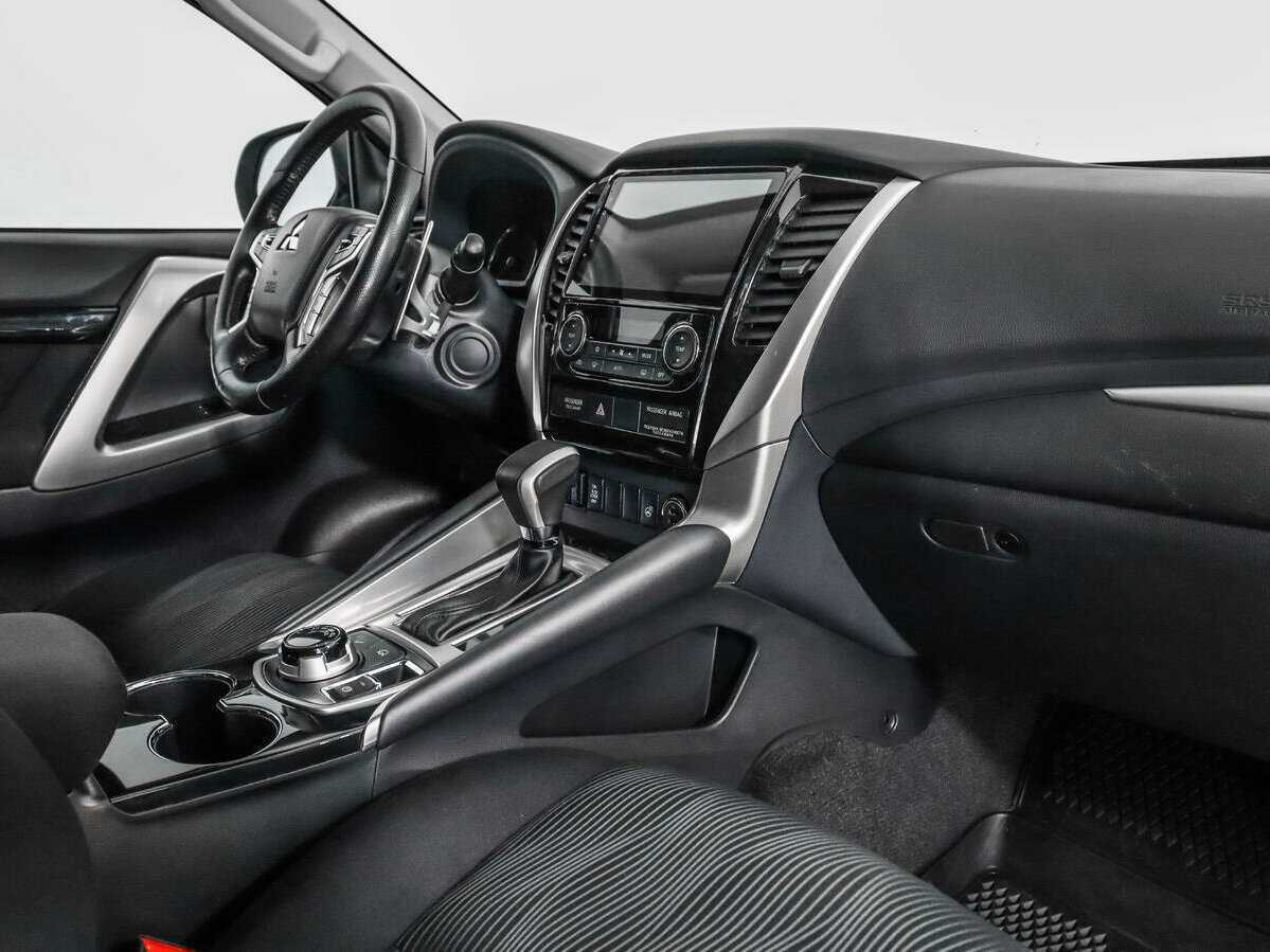 Купить Mitsubishi Pajero Sport, 2020, 73 262 км, фото №12