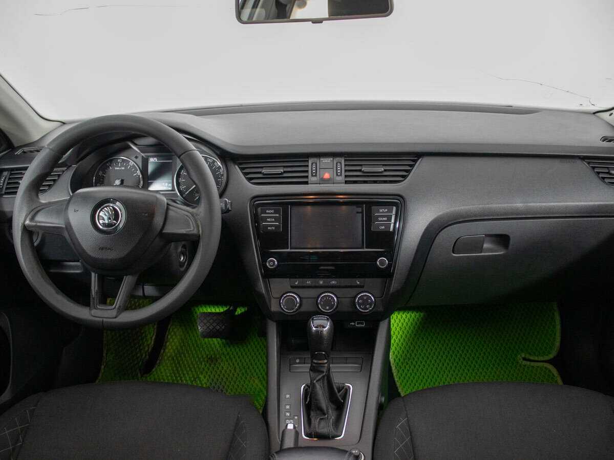 Купить Skoda Octavia, 2018, 413 386 км, фото №13