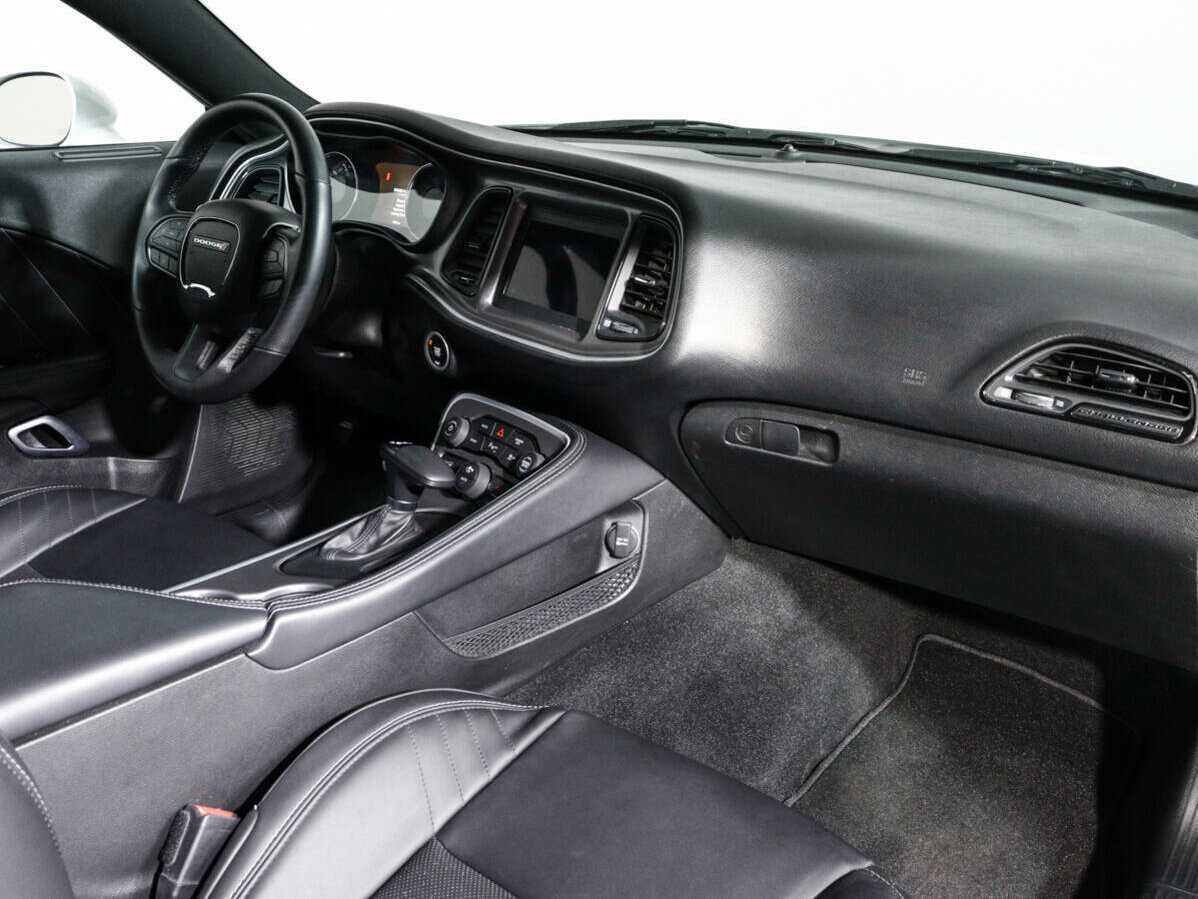 Купить Dodge Challenger, 2022, 2 791 км, фото №8