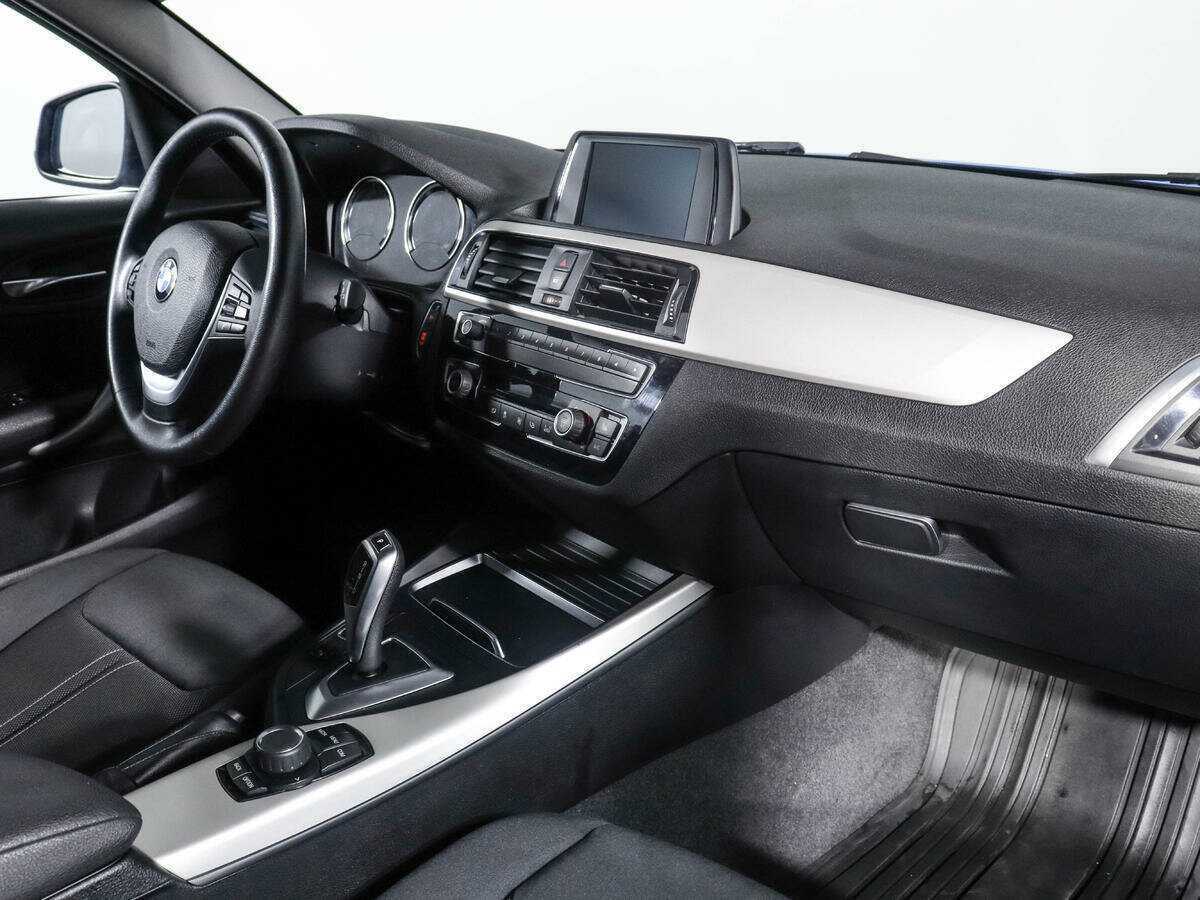 Купить BMW 1 серии 118i, 2018, 68 200 км, фото №7