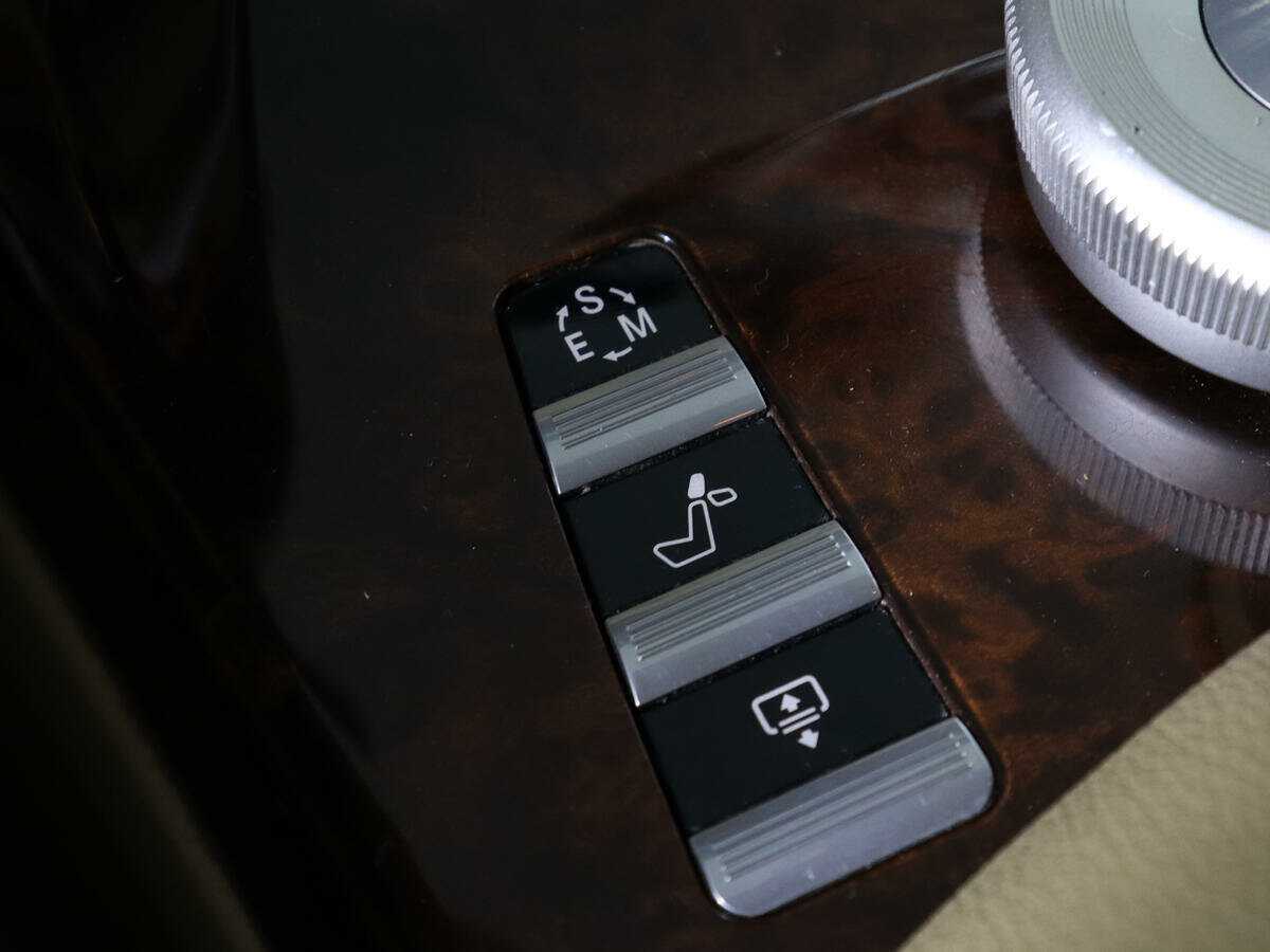 Купить Mercedes-Benz S-Класс 350, 2011, 320 741 км, фото №22