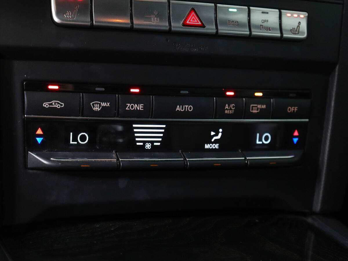 Купить Mercedes-Benz E-Класс 200, 2013, 100 000 км, фото №13