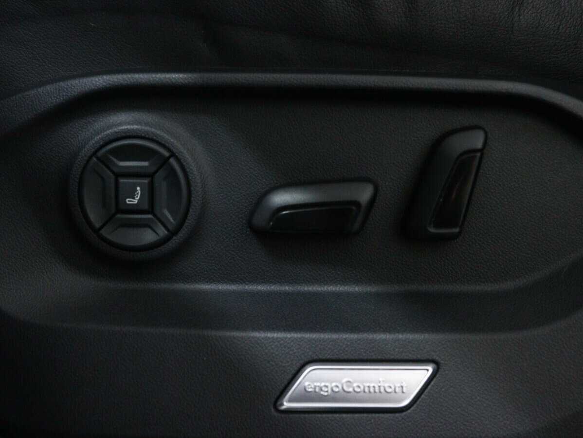 Купить Volkswagen Touareg, 2020, 125 392 км, фото №17