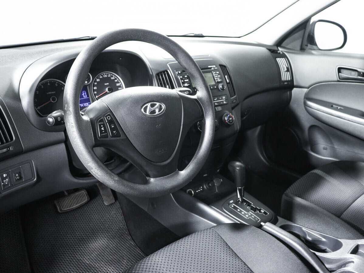 Купить Hyundai i30, 2010, 74 156 км, фото №12