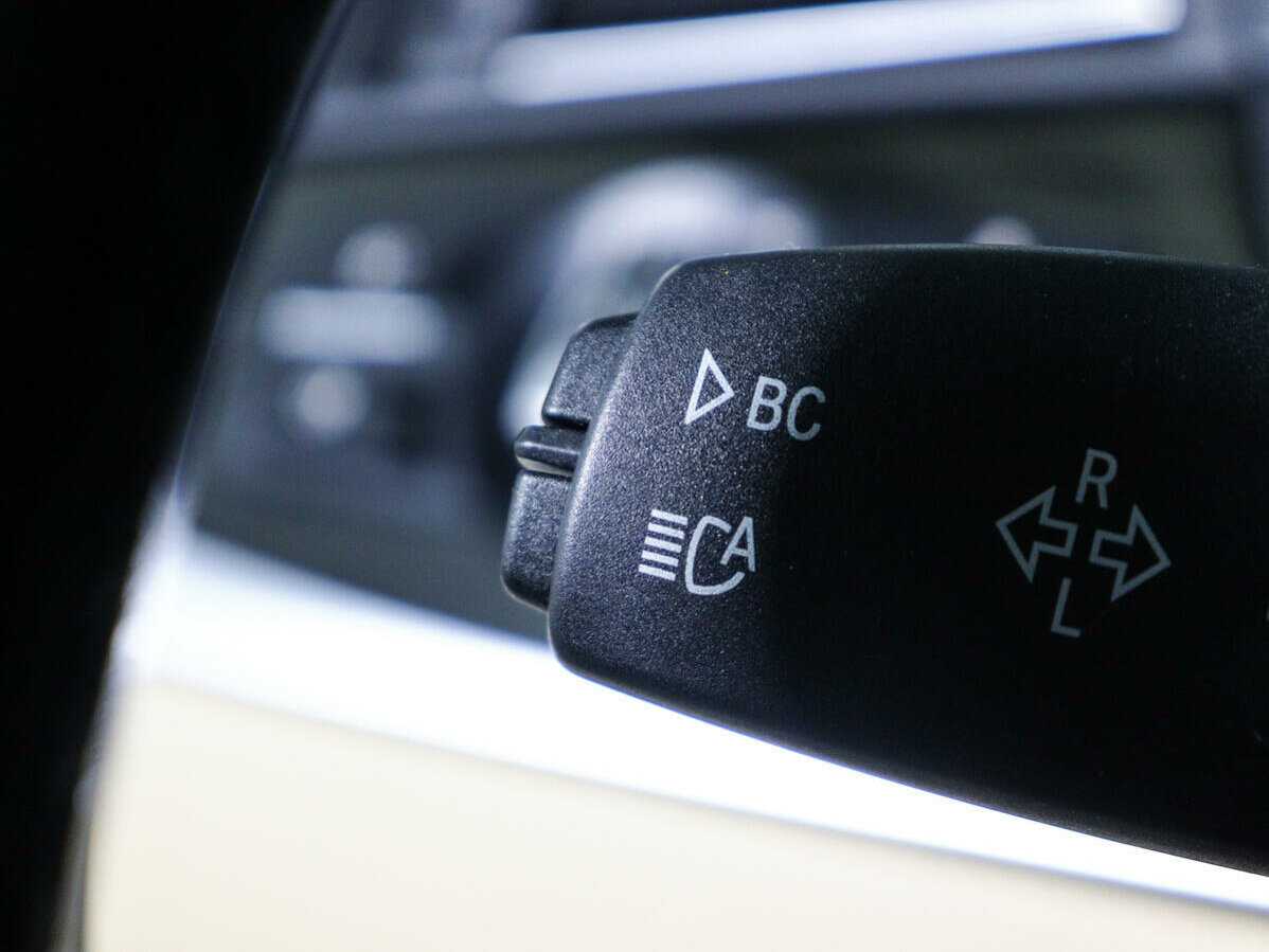 Купить BMW 5 серии 530d xDrive, 2016, 143 837 км, фото №19