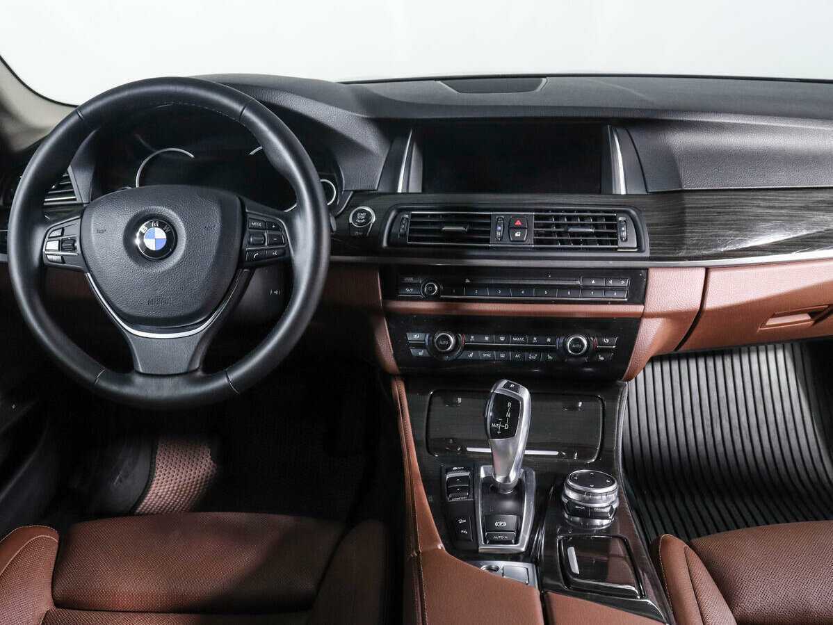 Купить BMW 5 серии 528i xDrive, 2016, 112 878 км, фото №12