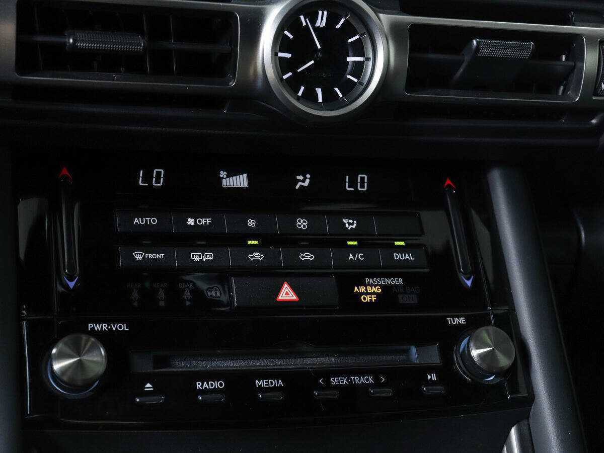 Купить Lexus IS 350, 2021, 39 718 км, фото №21