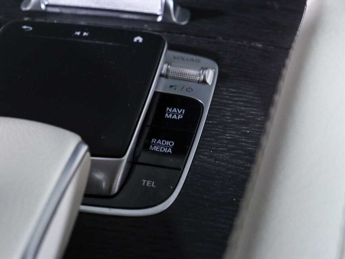 Купить Mercedes-Benz GLE 400 d, 2019, 60 216 км, фото №25